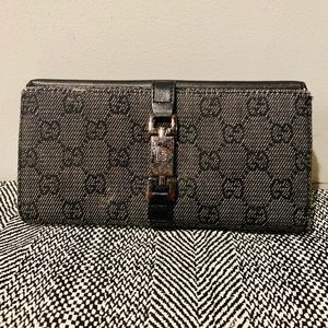 Authentic Gucci Monogram Wallet